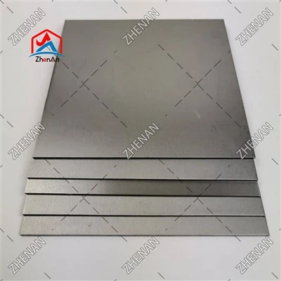 Cóimhiotal scragall tungstain mhiotalach